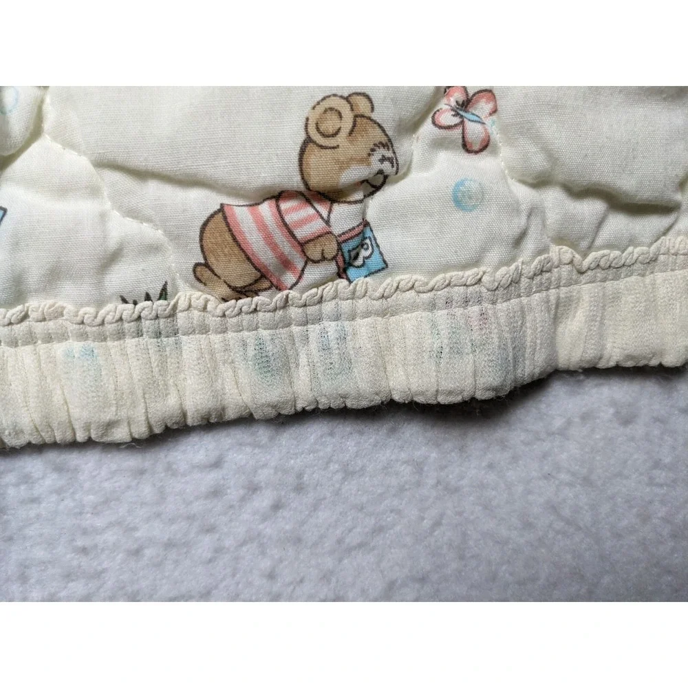 Vintage Baby Quilt Bears Bubbles Flowers 33x54 Inch‎
